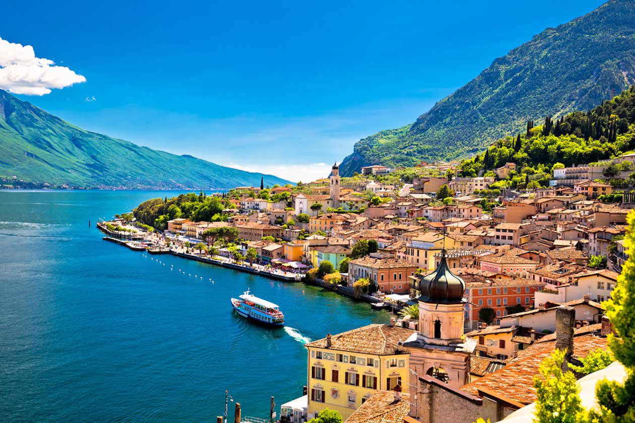 Lake Garda. Copyright © Sisterscom / Shutterstock