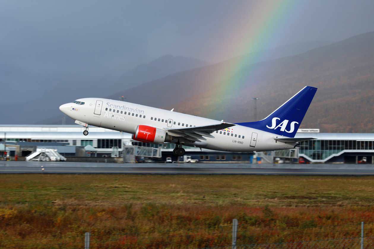 Aeroporto di Tromsø. Foto ad esclusivo uso editoriale: Copyright © Sisterscom.com / Boarding2Now / Depositphotos. 