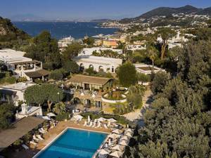 Botania Relais & Spa: il primo hotel 5 stelle a Ischia