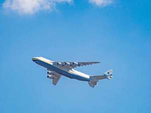 UIA sospende i voli fino a metà aprile