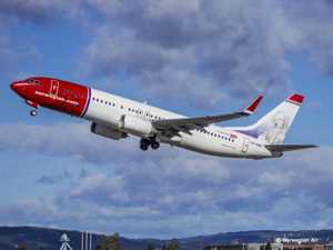 Norwegian Air - Avion Tourism