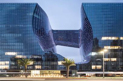 Il ME Dubai Hotel 5 Stelle progettato da Zaha Hadid