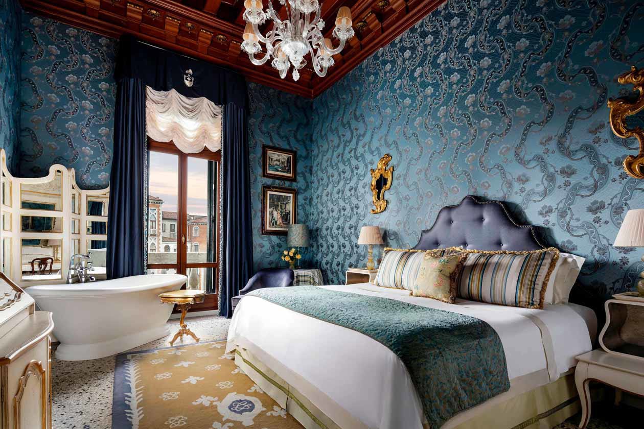 The Gritti Palace. Copyright Booking.com