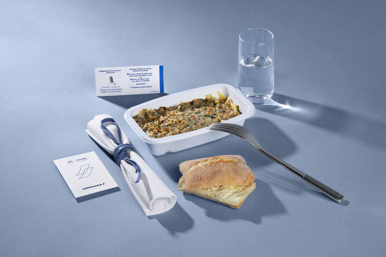 F. Simonin Premium Economy Dish Copyright © Air France