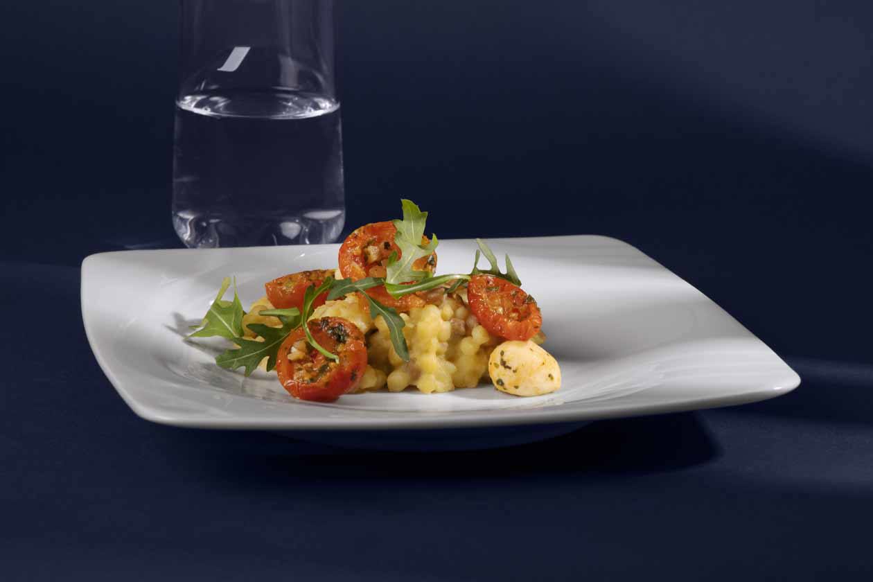A. Chaignot Lounge Dish (Medium haul) [APR & JUL 2023]©Air France