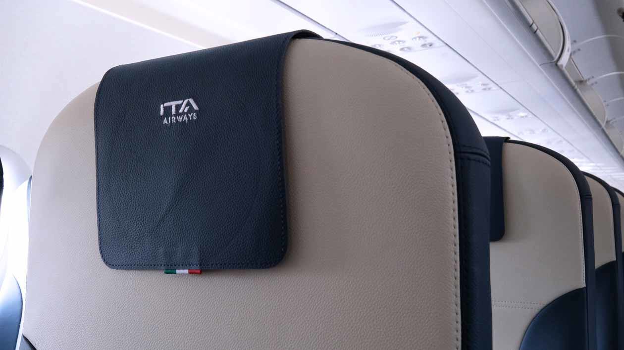 I nuovi interni degli aerei di ITA Airways firmati Walter De Silva. Foto: © ITA Airways.