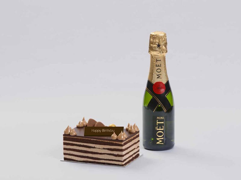 Gli champagne a bordo di Emirates. © Emirates Airlines / The Emirates Group