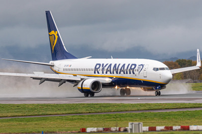 Ryanair festeggia 20 anni in Puglia