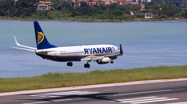 Ryanair prende provvedimenti urgenti per rispondere al COVID-19