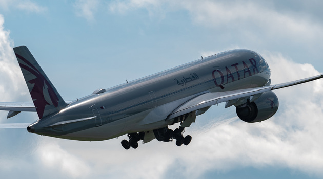 Qatar Airways: primo volo con tutti vaccinati a bordo