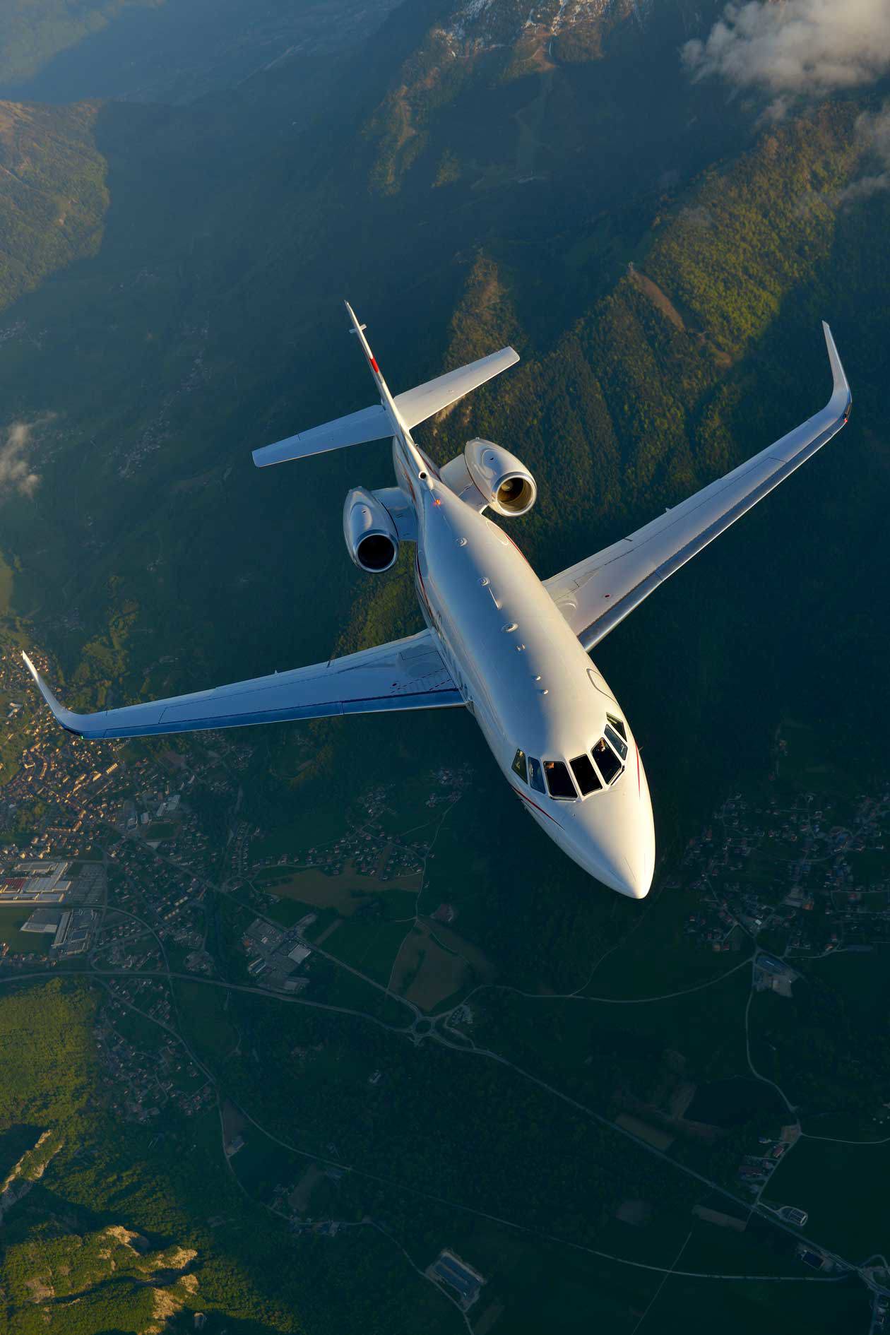 Falcon 2000LX. Copyright © Dassault Falcon Jet Corp.