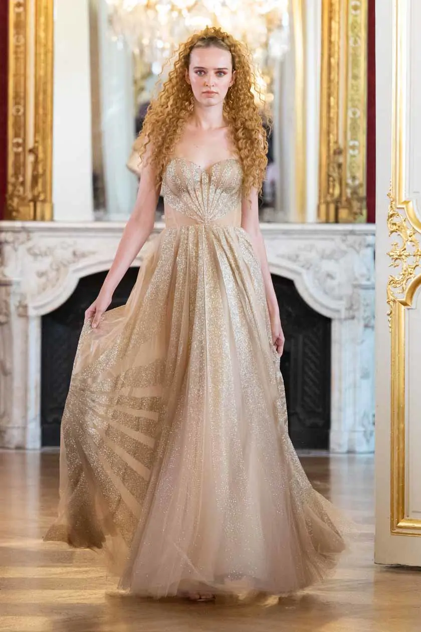 La Métamorphose: Couture Collection Fall -Winter 2022/2023