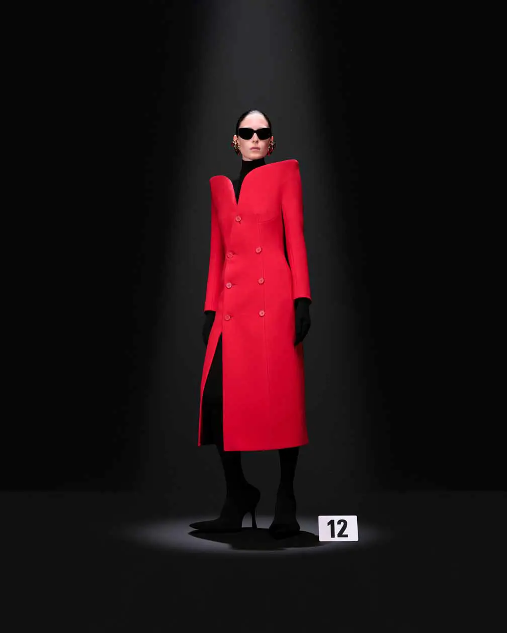 Balenciaga Couture eyewear. Copyright © Balenciaga Couture