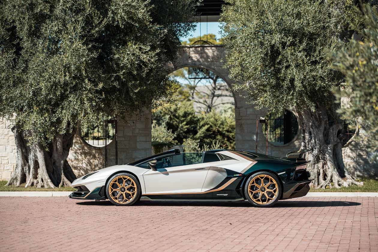 2019 Lamborghini Aventador Ad Personam