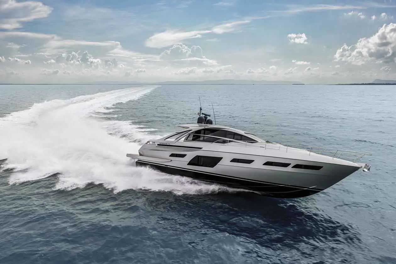 PERSHING 7X. Copyright © Ferretti Group