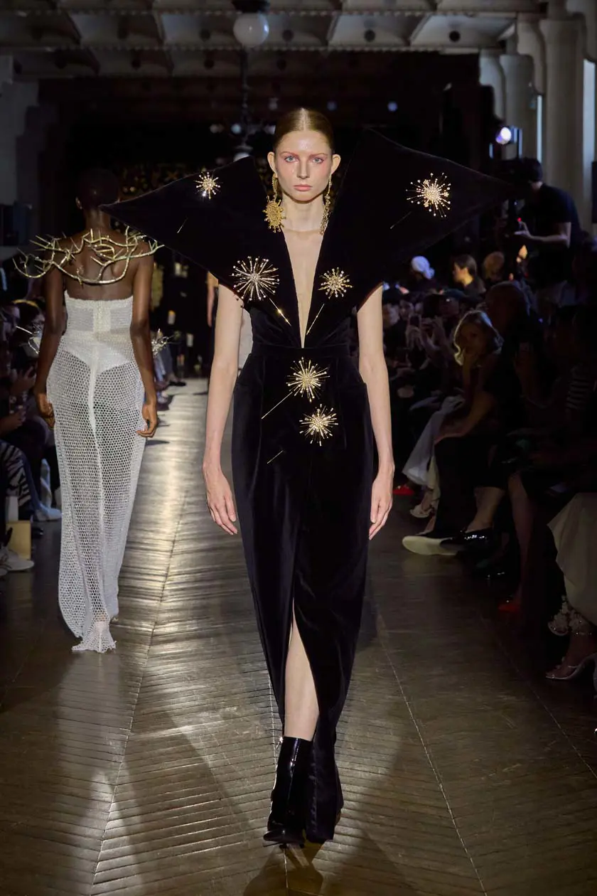 Juana Martín Collezione Haute Couture A-I 2025-2026 Copyright © Juana Martín