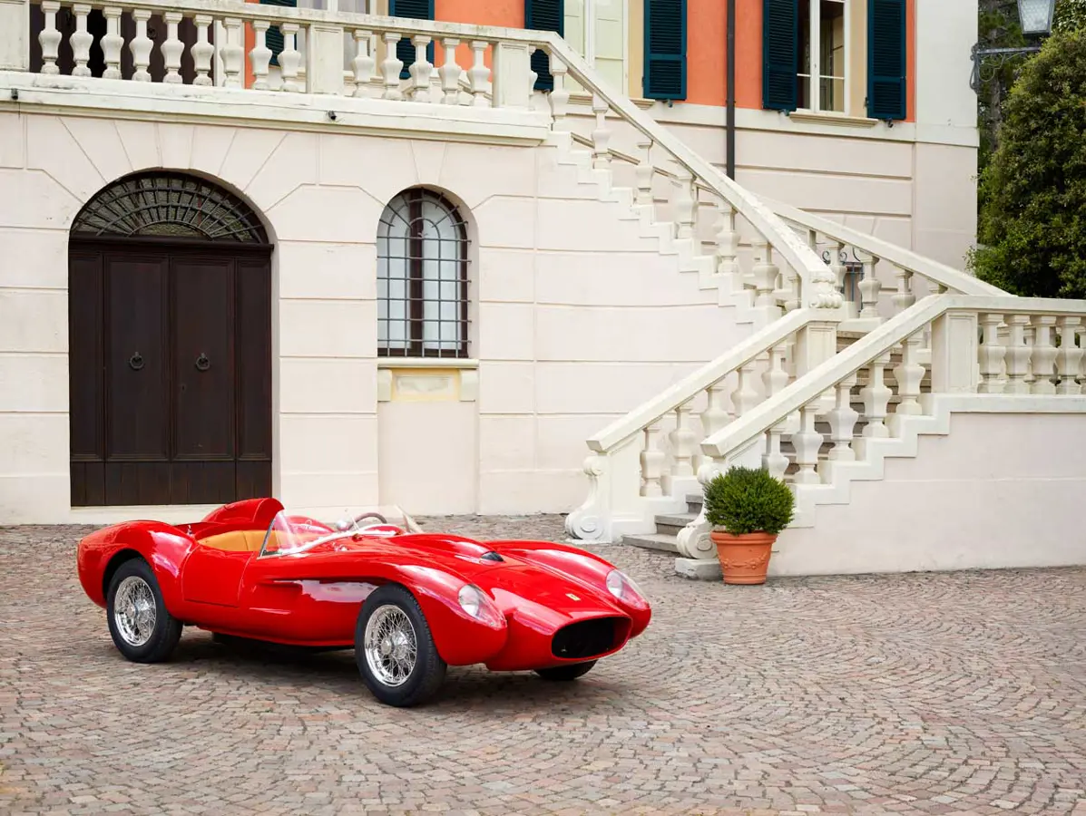 Testa Rossa J: a scale replica of the 250 Testa Rossa del 1957