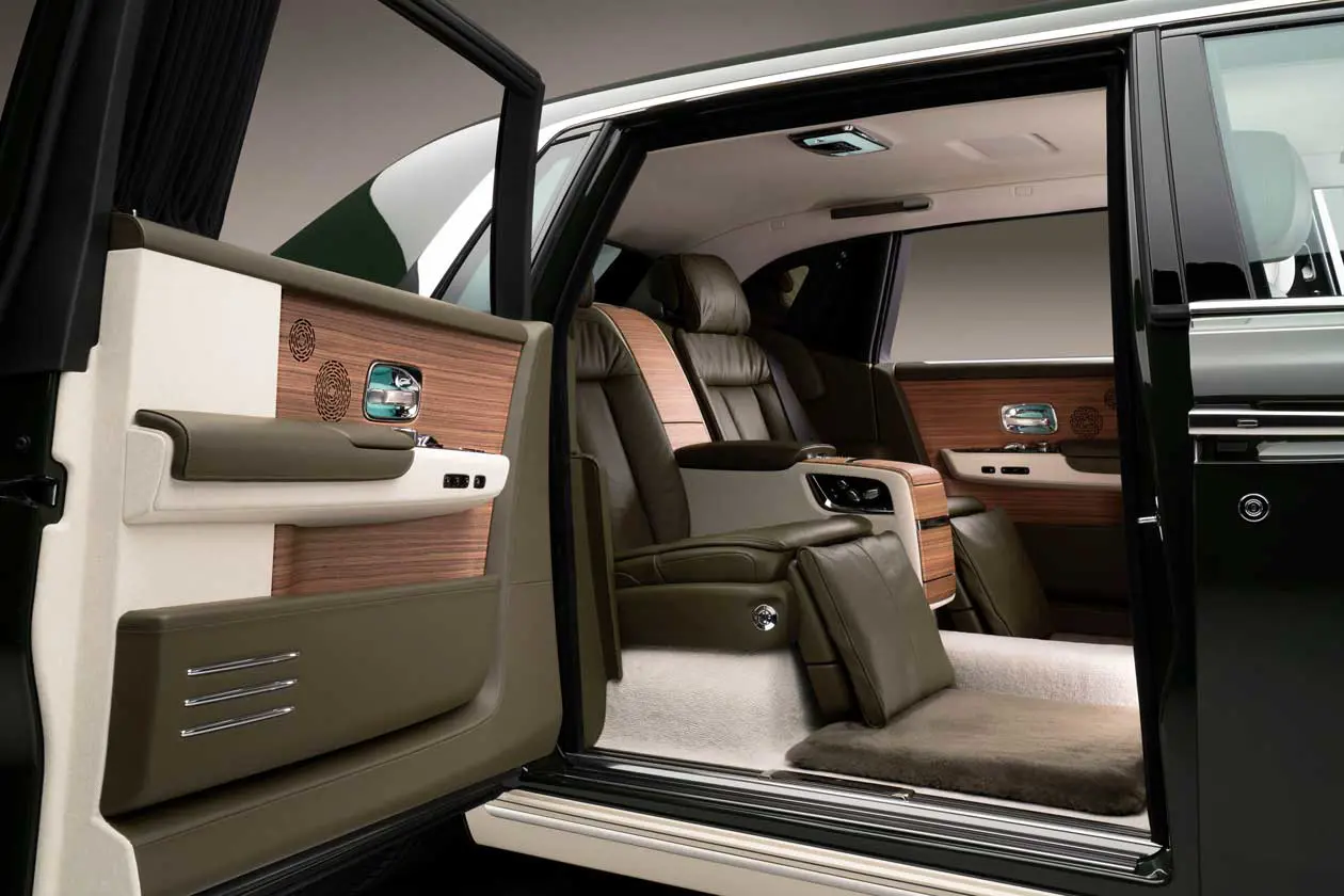 Phantom Oribe: a Bespoke Rolls-Royce Phantom in collaboration with Hermès