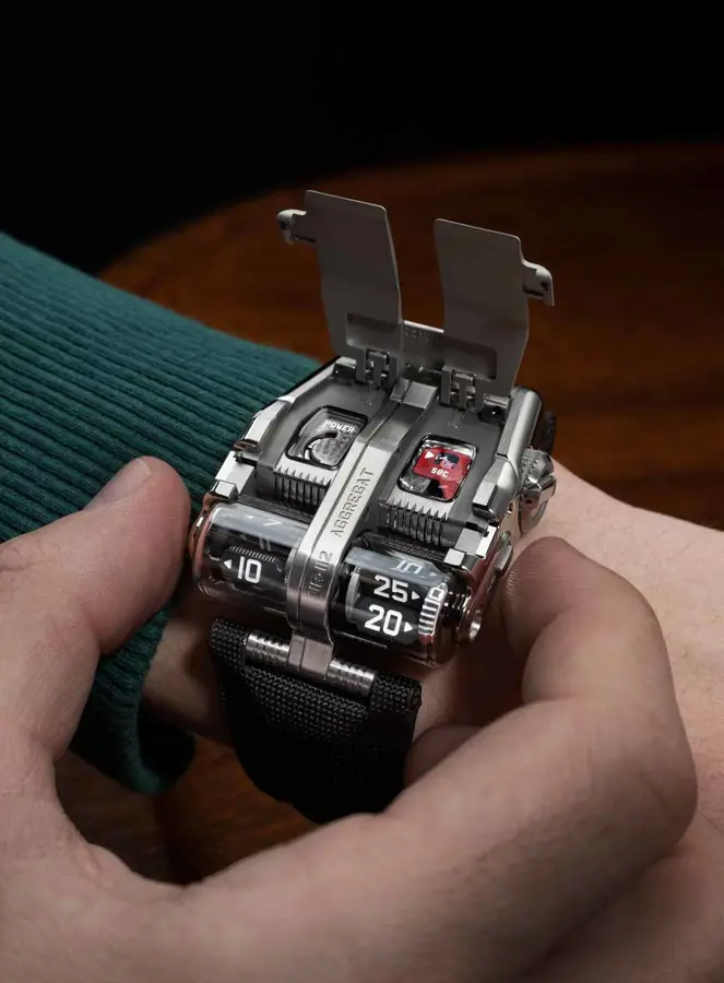 The new UR-112 Aggregat Odyssey by Urwerk