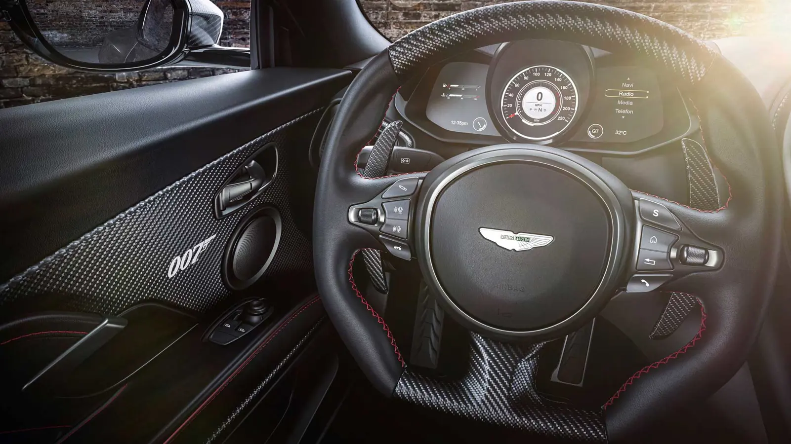 Aston Martin DBS Superleggera 007 Edition