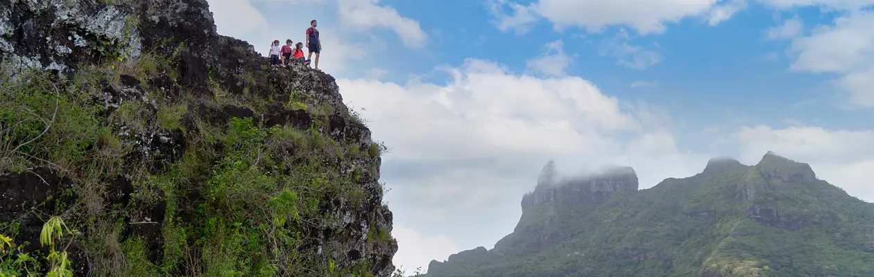 Discovering Mana: exclusive treks in the Islands of Tahiti