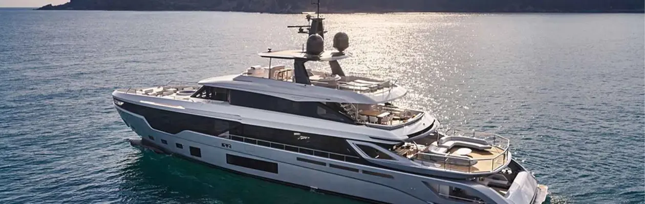 Azimut Grande Trideck wins 2022 Miami Innovation Award