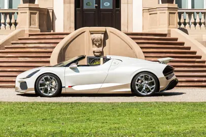 Bugatti W16 Mistral, the last example closes the era of the W16 engine