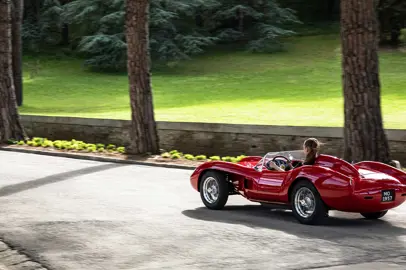 Testa Rossa J: a scale replica of the 1957 250 Testa Rossa