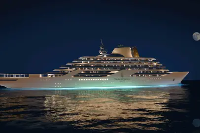 The Four Seasons Yacht