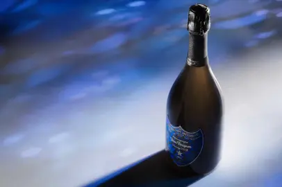 Dom Pérignon and Damien Hirst: the Limited Edition between art and Champagne