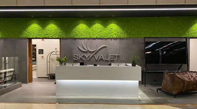 Interior vertical garden in Sky Valet FBOs