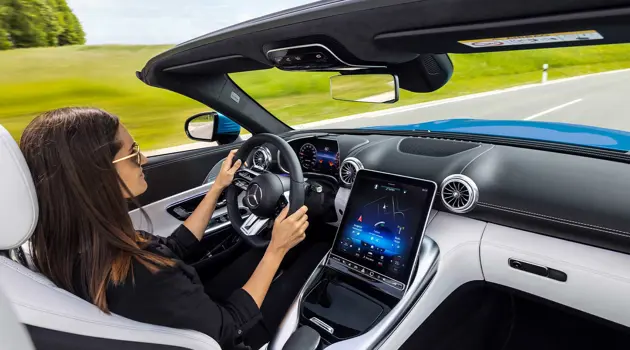 The interior of the new Mercedes-AMG SL