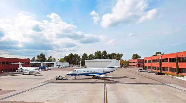 Signature Aviation Expands to Van Nuys Airport in California