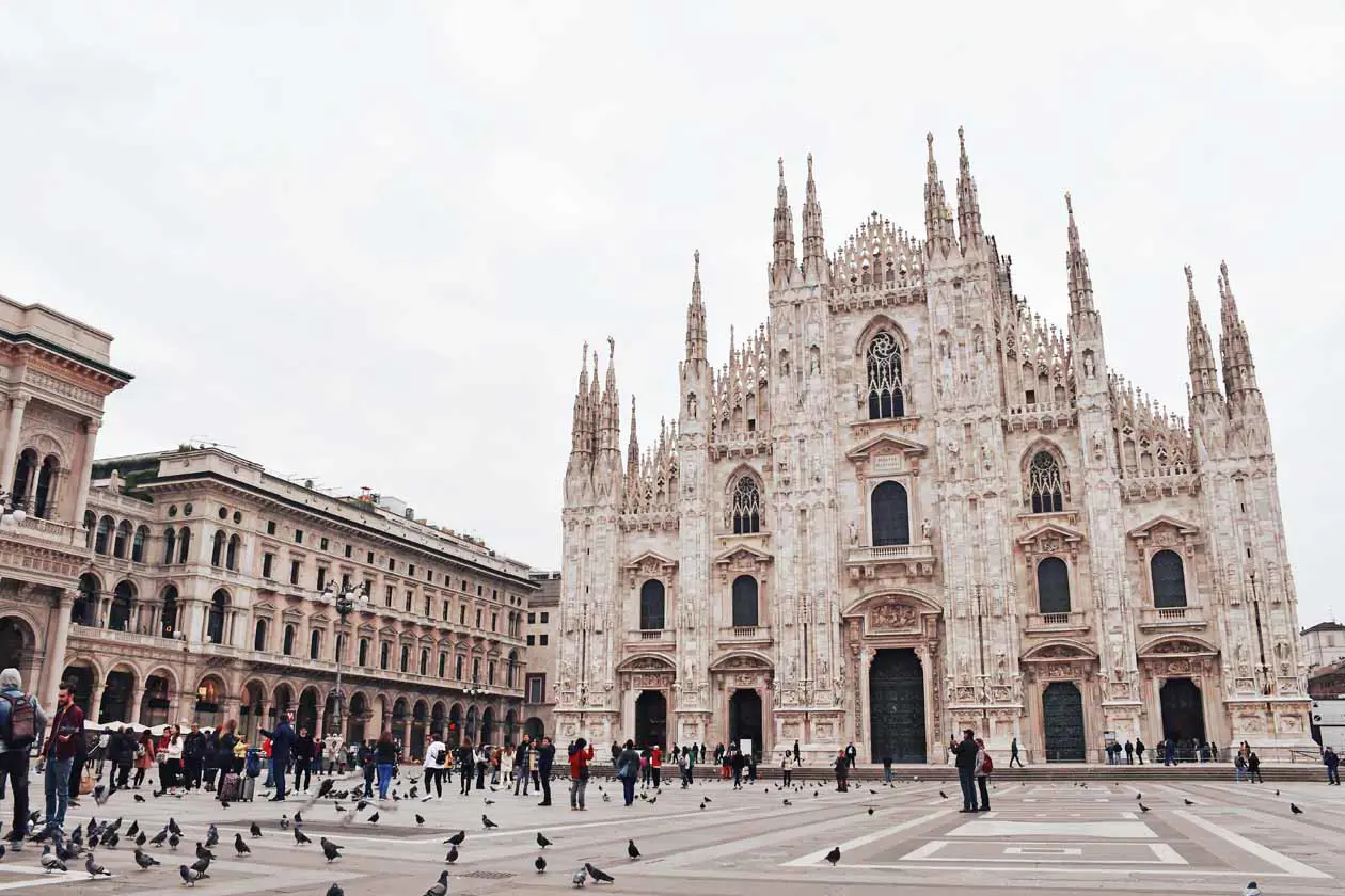 Photo by Daryan Shamkhali on Unsplash_Milan