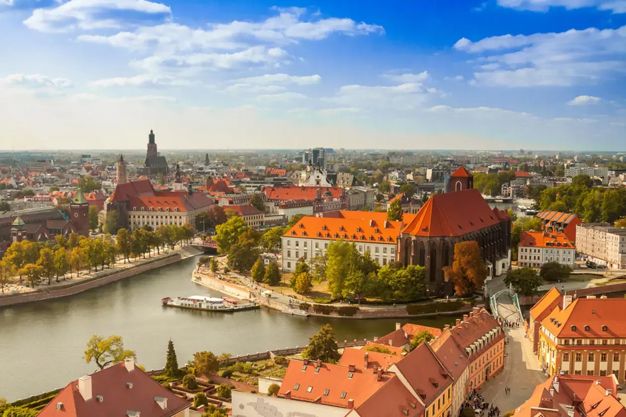 Ostrow Tumski Breslavia Copyright © Sisterscom.com, Shutterstock
