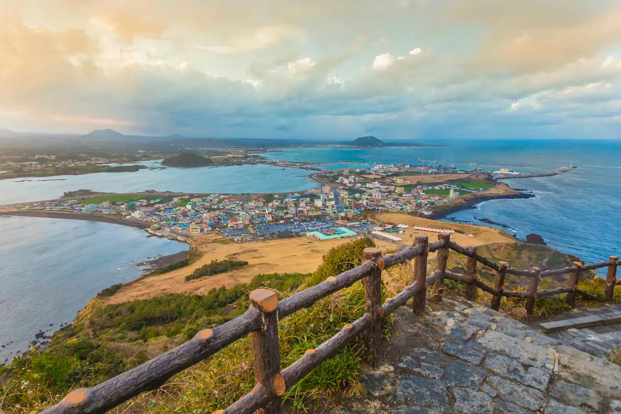 Jeju, Corea del Sud Foto: Copyright © Sisterscom.com / Depositphotos