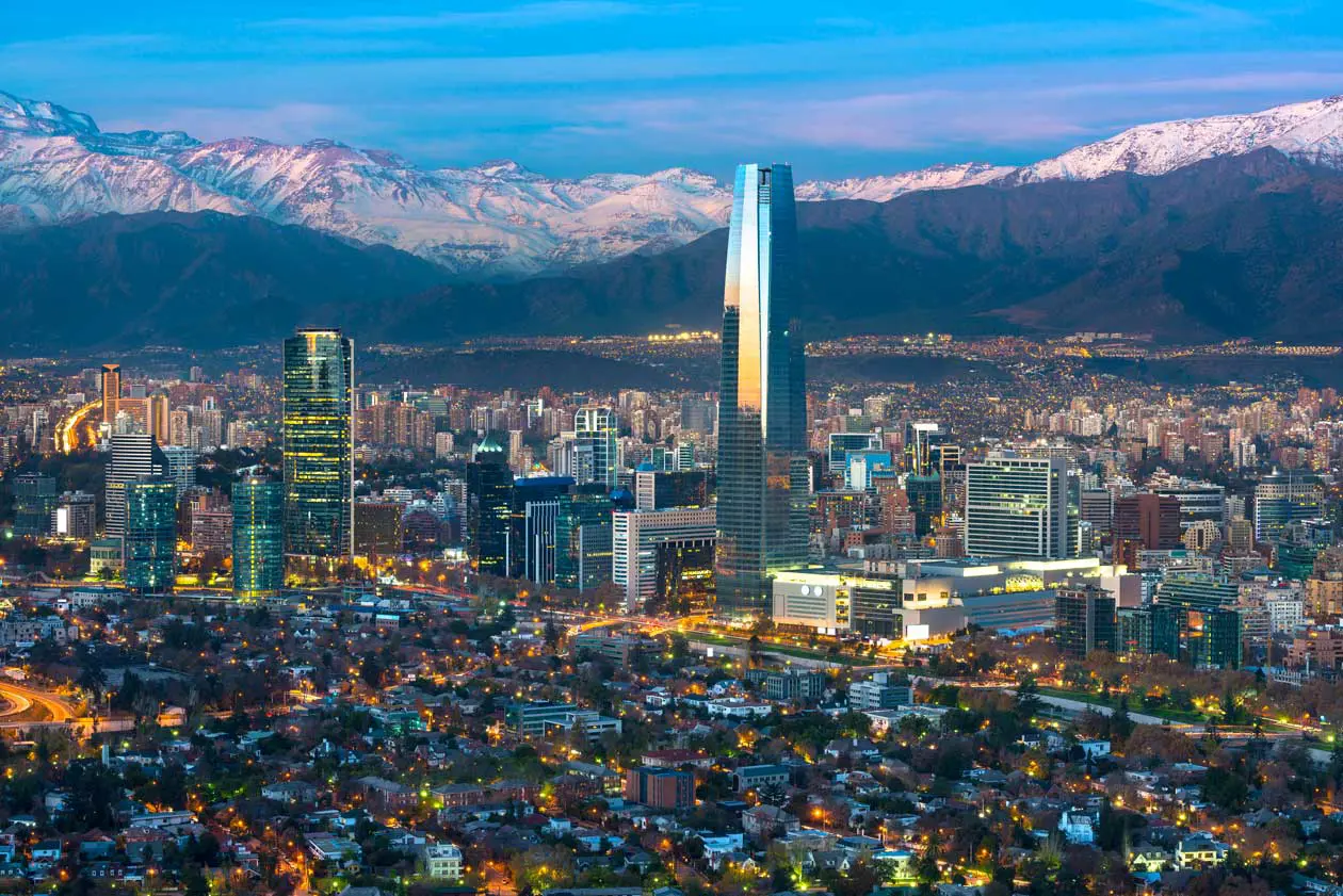Santiago, Cile Foto: Copyright © Sisterscom.com / Depositphotos