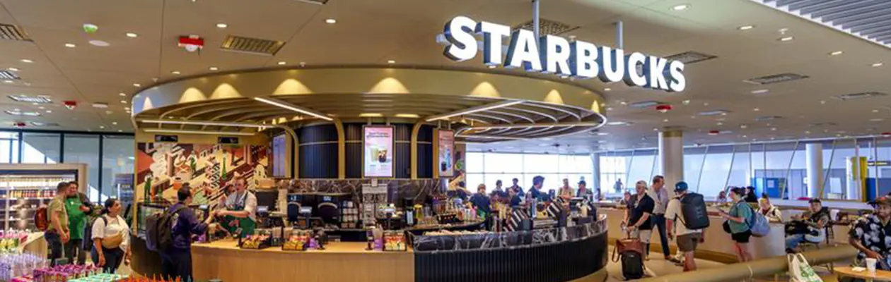 The new Starbucks store opens at Schiphol