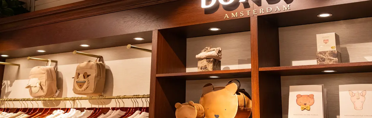 Donsje Amsterdam opens at Schiphol