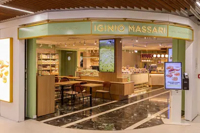 Iginio Massari opens the first airport bistro with kitchen in Milan Linate