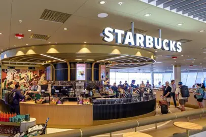 The new Starbucks store opens at Schiphol