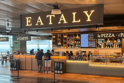 Eataly at Turin airport in the renovated boarding hall