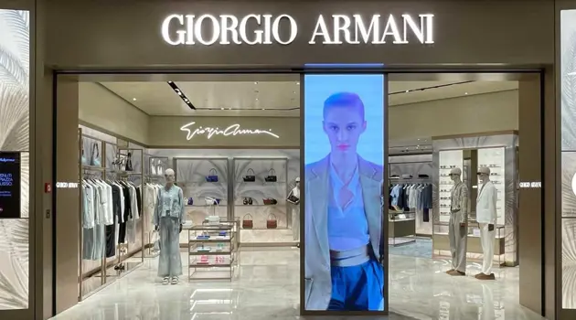 Giorgio Armani a Malpensa