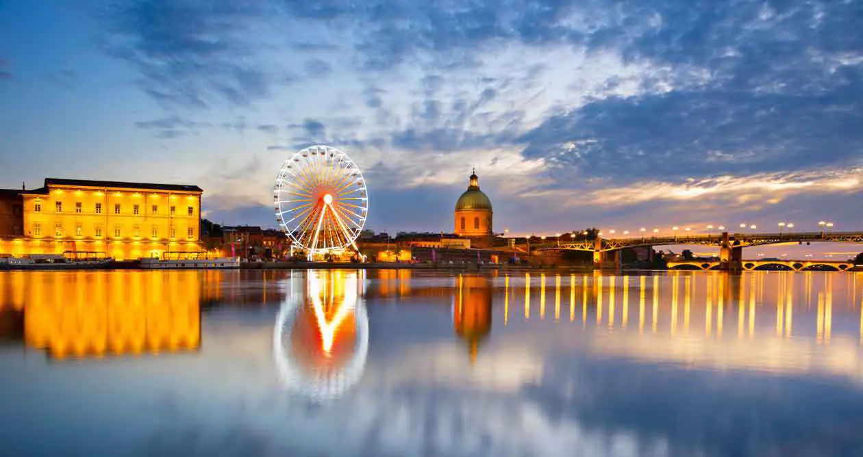 Toulouse. Foto: Copyright © Sisterscom.com / joyfull / Depositphotos
