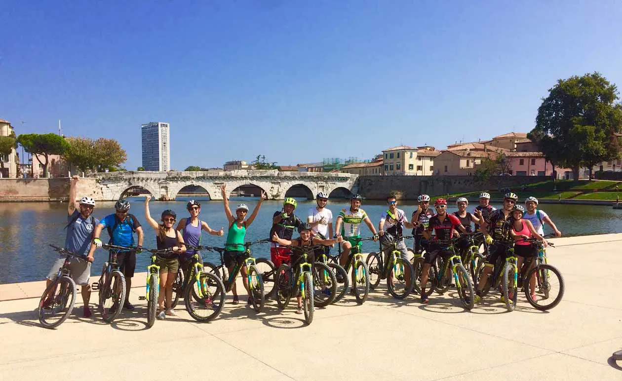 Rimini, Bike Tour Ponte di Tiberio. Copyright © Ufficio Stampa Comune di Rimini e Bike Tour