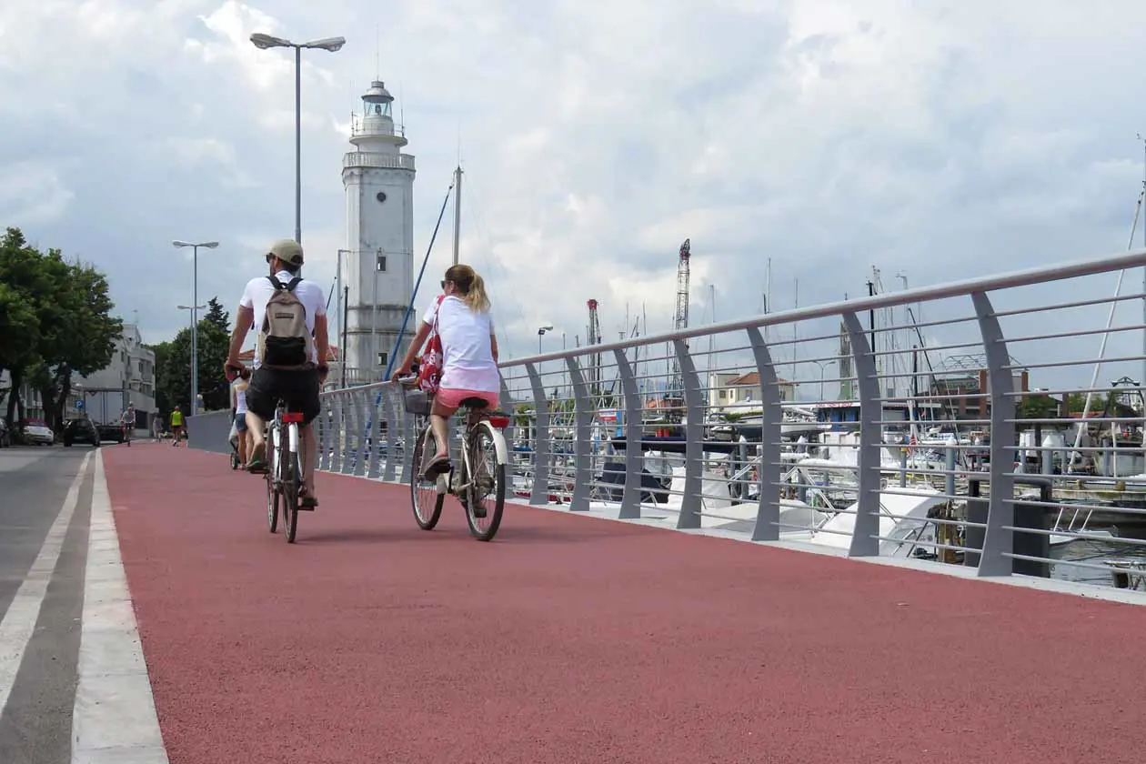 Pista ciclabile destra del Porto di Rimini. Copyright © Ufficio Stampa Comune di Rimini