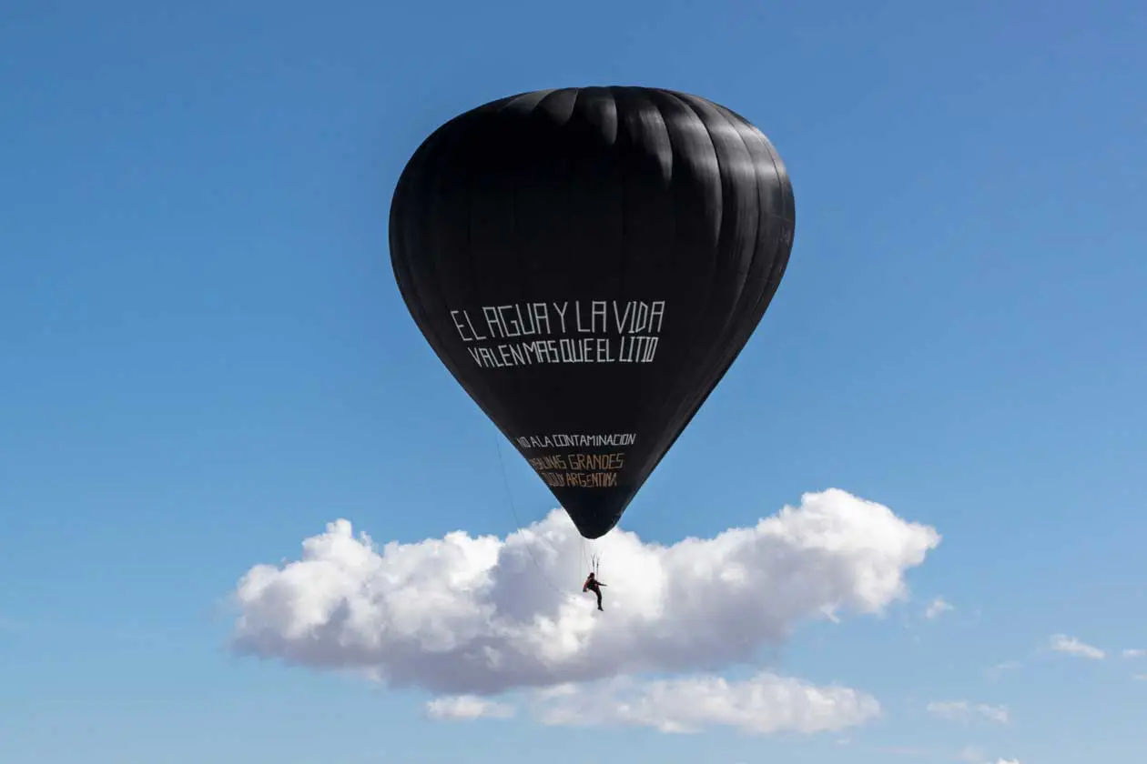 Tomás Saraceno, Water and Life are Worth More than Lithium, 2021. Photo by Studio Tomás Saraceno. Courtesy the artist and Aerocene Community