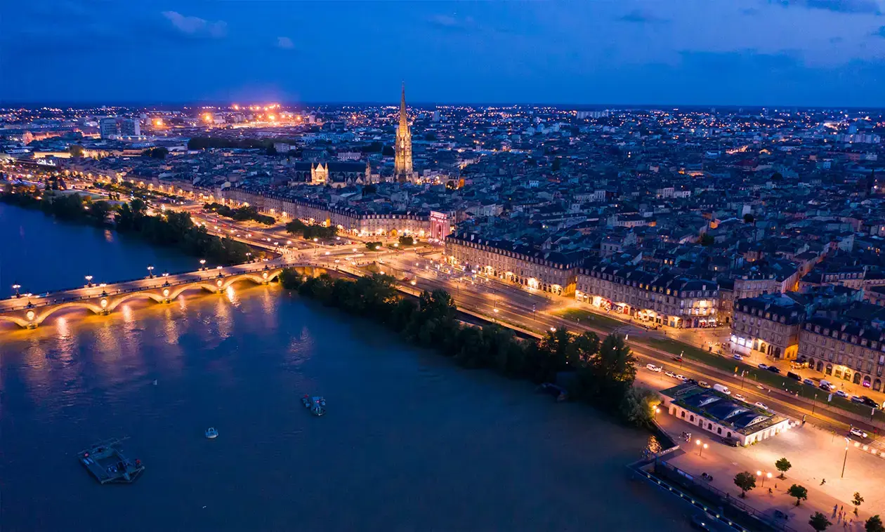 Bordeaux. Foto: Copyright ©&nbsp;Sisiterscom.com,&nbsp;Shutterstock