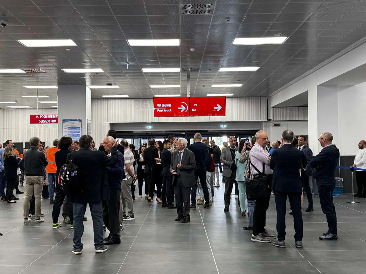 Inauguration of the new check area at Milan Bergamo airport Photo: Copyright © Sisterscom.com - Avion Tourism Magazine
