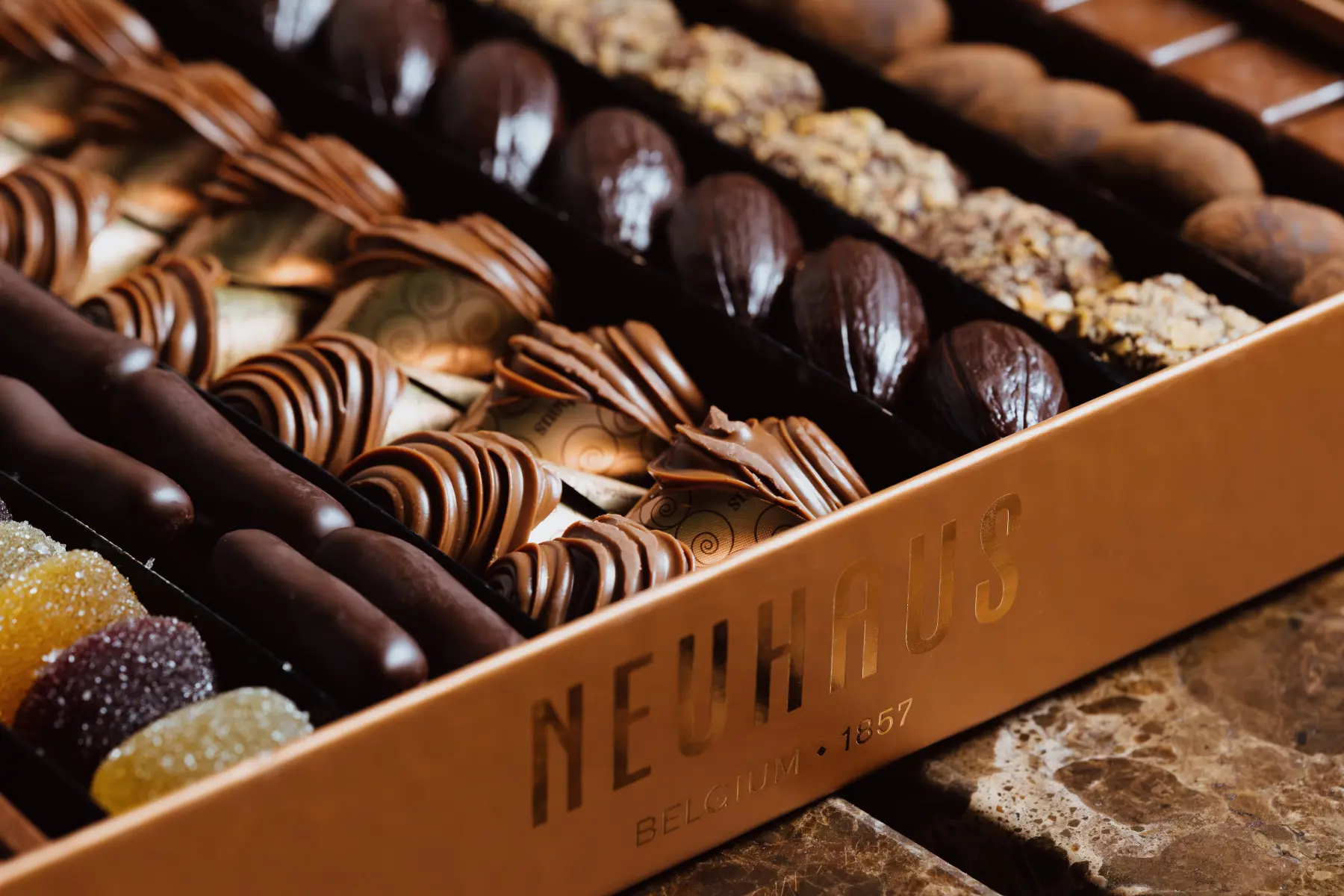 Emirates chocolate partner - Neuhaus Foto: Copyright © Emirates Airlines /&nbsp;The Emirates Group